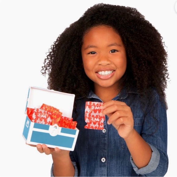 Monopoly Surprise Collectibles Community Chest New Tokens 10 Surprises Lot - Picture 9 of 9